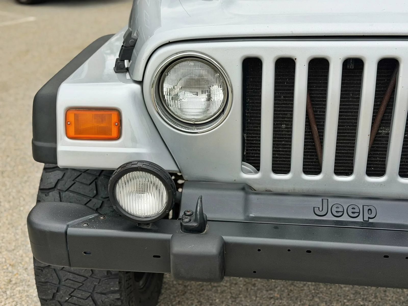 Used 2004 Jeep Wrangler 4WD image 29