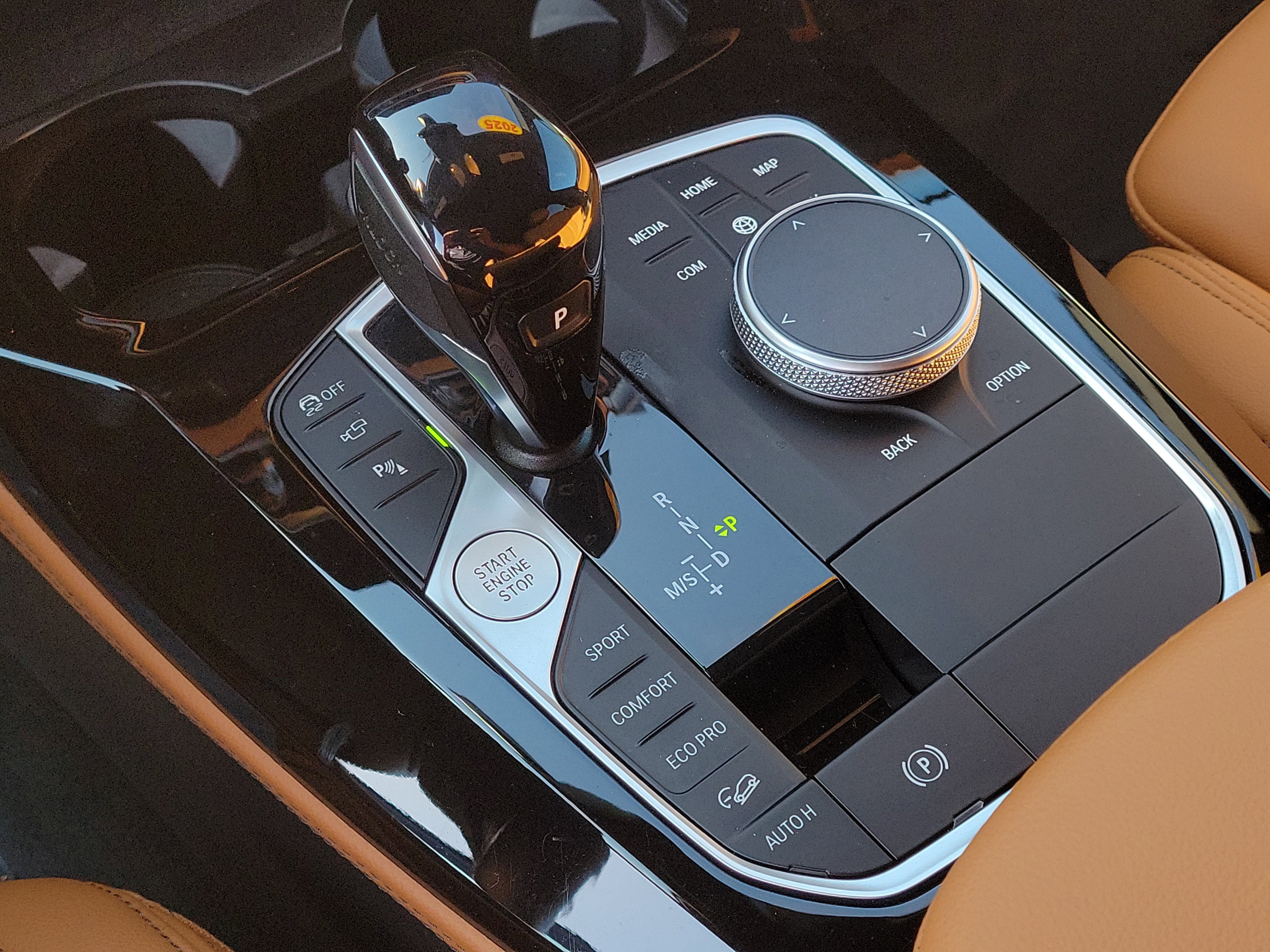 Used 2025 BMW X4 M40i image 27