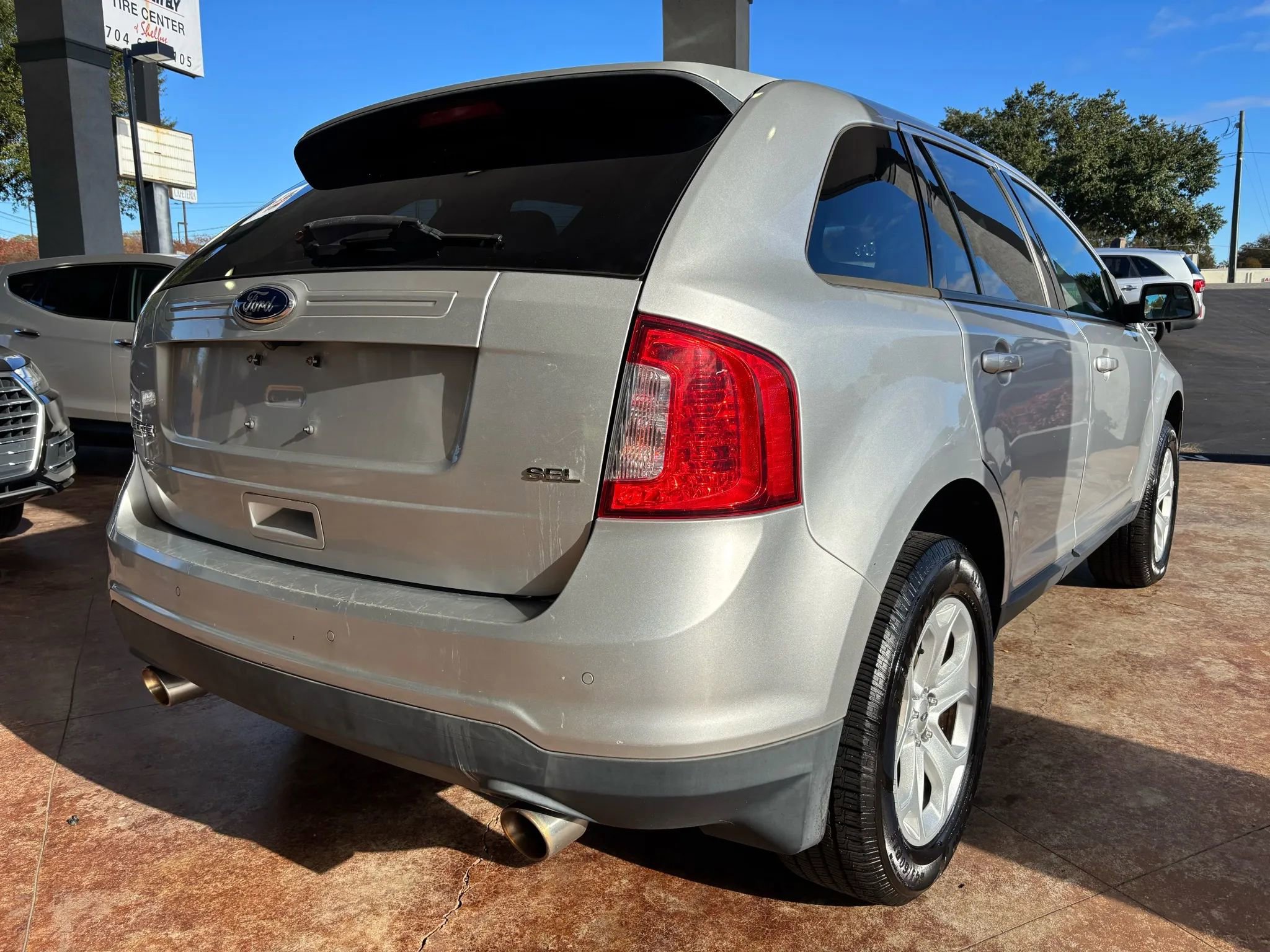 Used 2013 Ford Edge SEL image 6