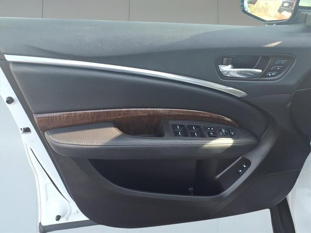 Used 2019 Acura MDX SH-AWD image 11