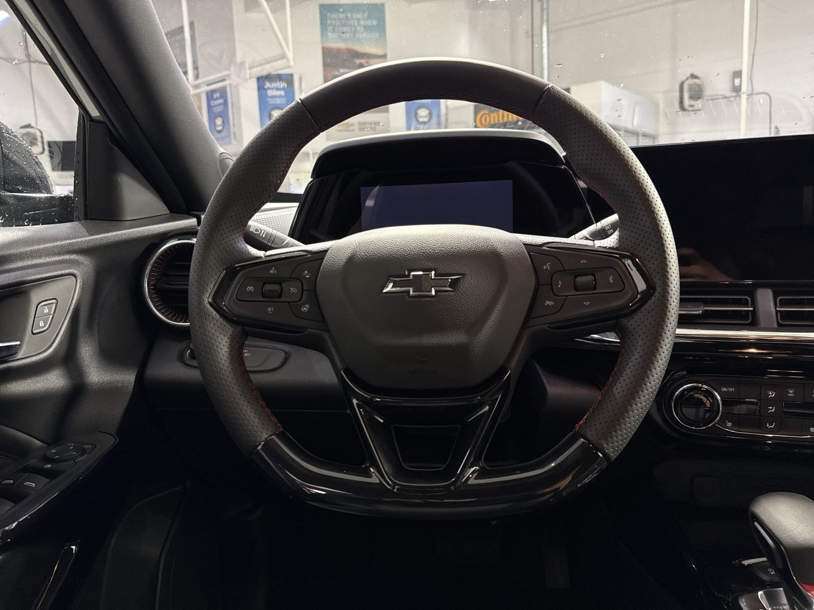 New 2026 Chevrolet Trax RS w/ Driver Confidence Package FWD image 17