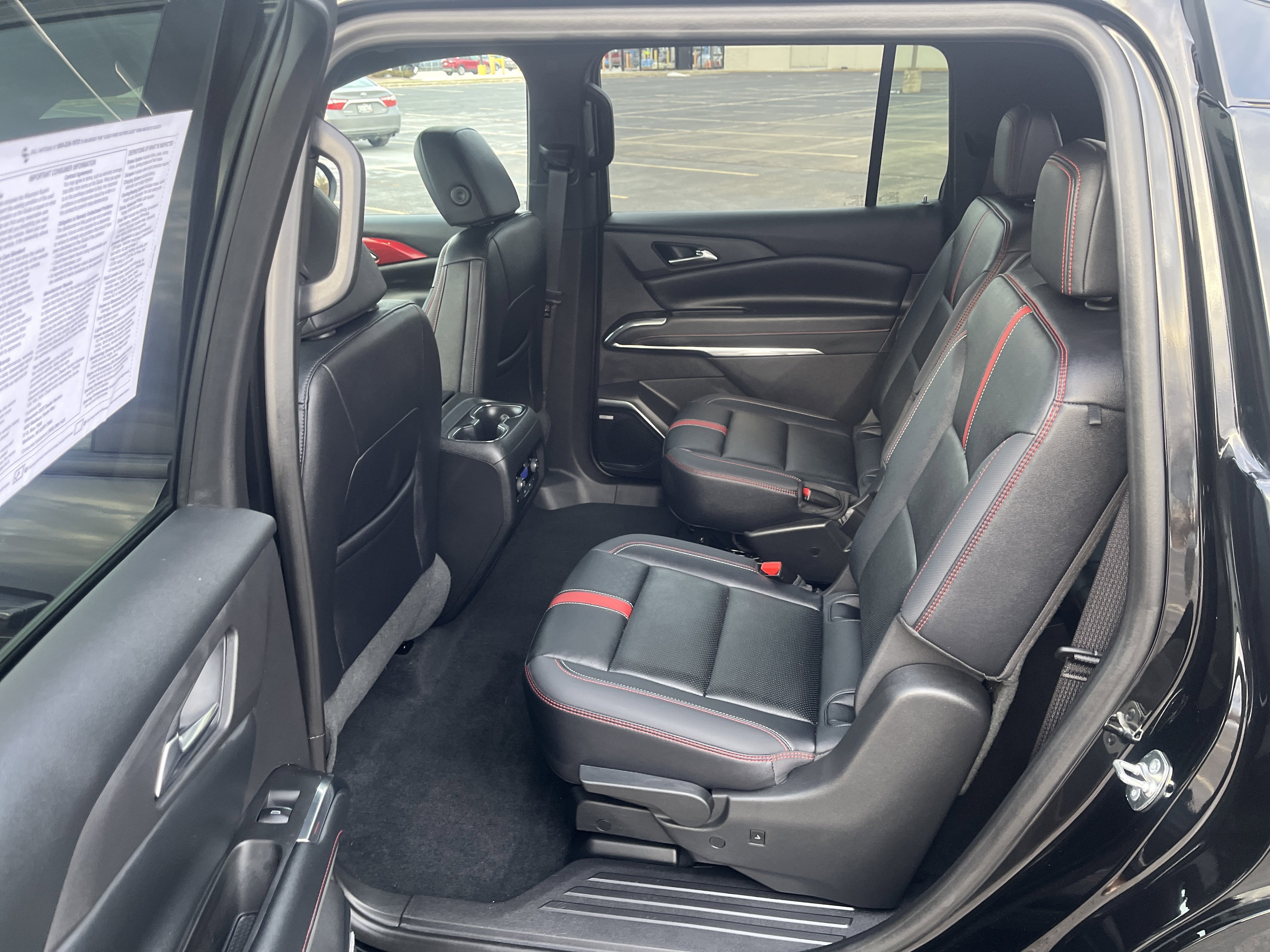 Used 2025 Chevrolet Traverse RS w/ LPO, Floor Liner Package image 13