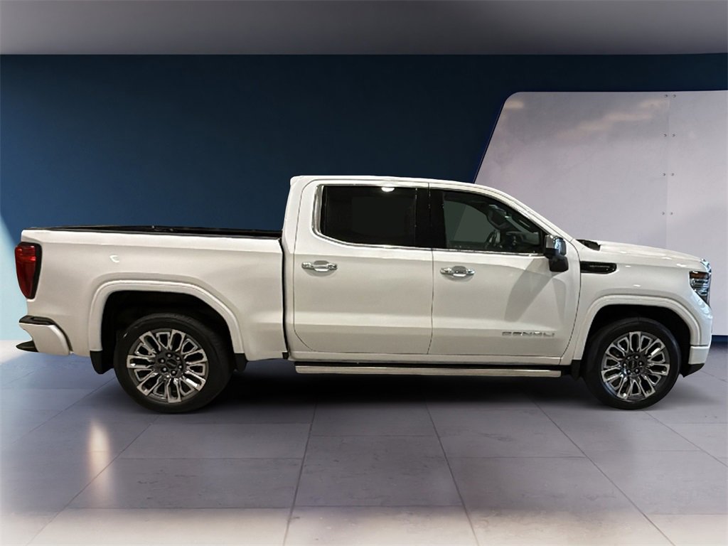 Used 2025 GMC Sierra 1500 Denali Ultimate image 8
