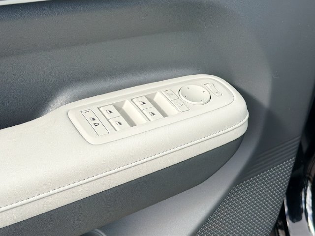 Certified 2026 Hyundai Santa Fe SEL FWD image 18