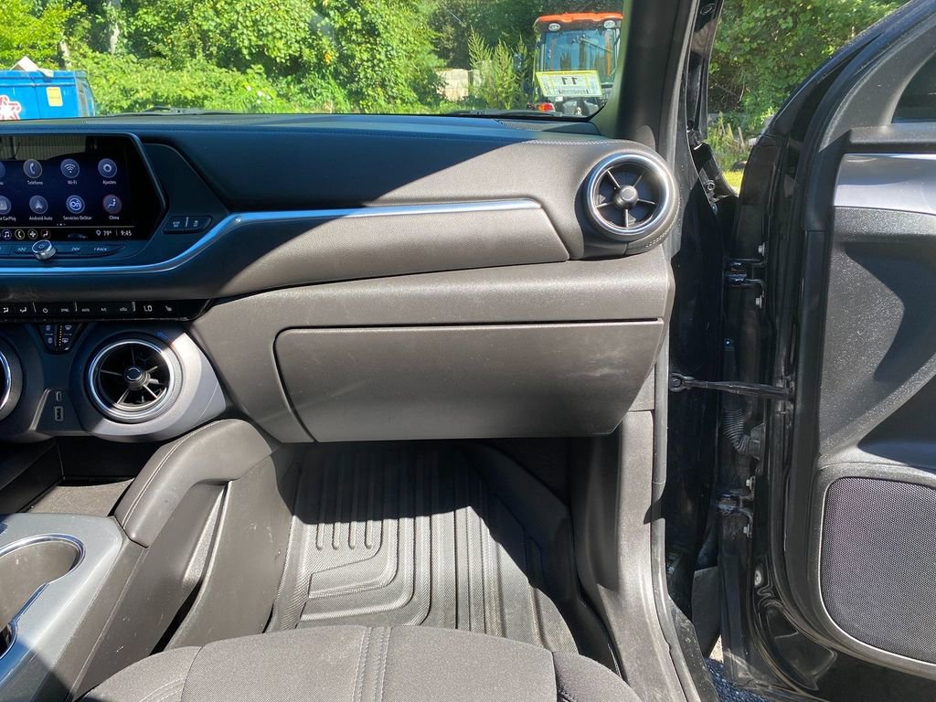 Used 2021 Chevrolet Blazer LT image 27