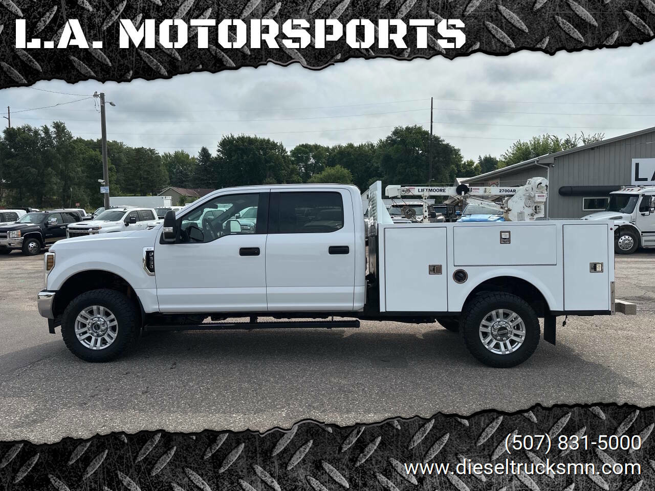 Used 2018 Ford F350 XLT image 1