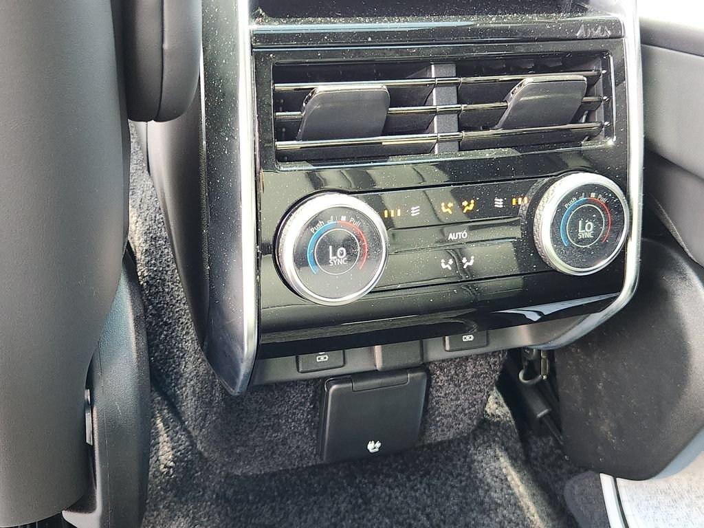 New 2026 Land Rover Range Rover SE AWD/4WD image 12