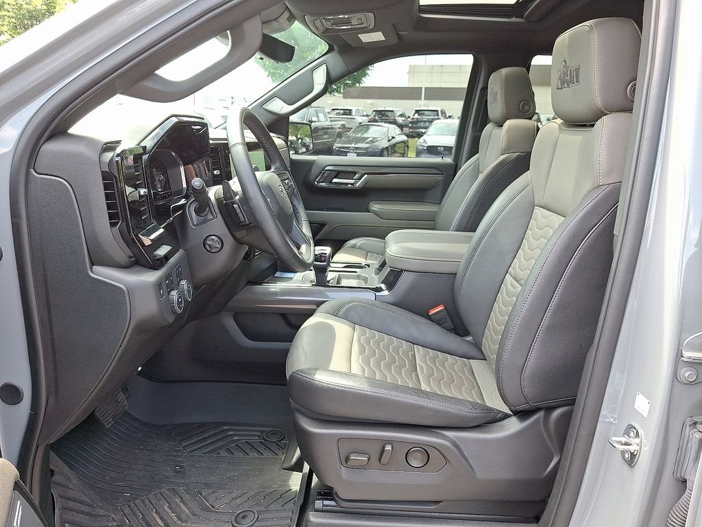 Used 2024 Chevrolet Silverado 1500 ZR2 w/ ZR2 Bison Edition AWD/4WD image 12