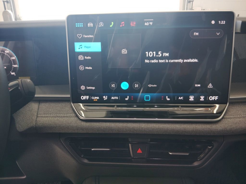 New 2026 Volkswagen Tiguan S FWD image 9