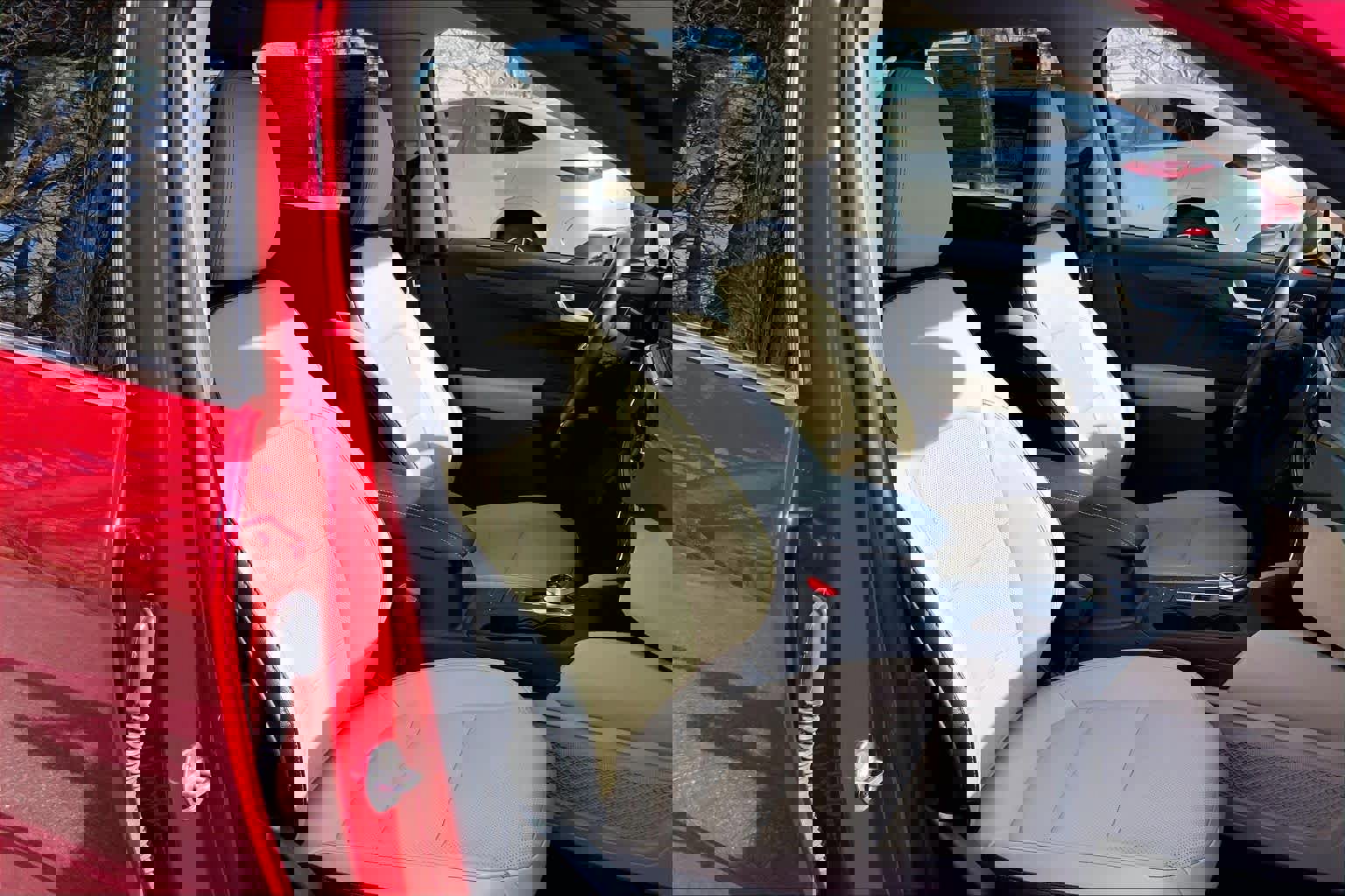 Used 2020 Ford Escape Titanium image 8