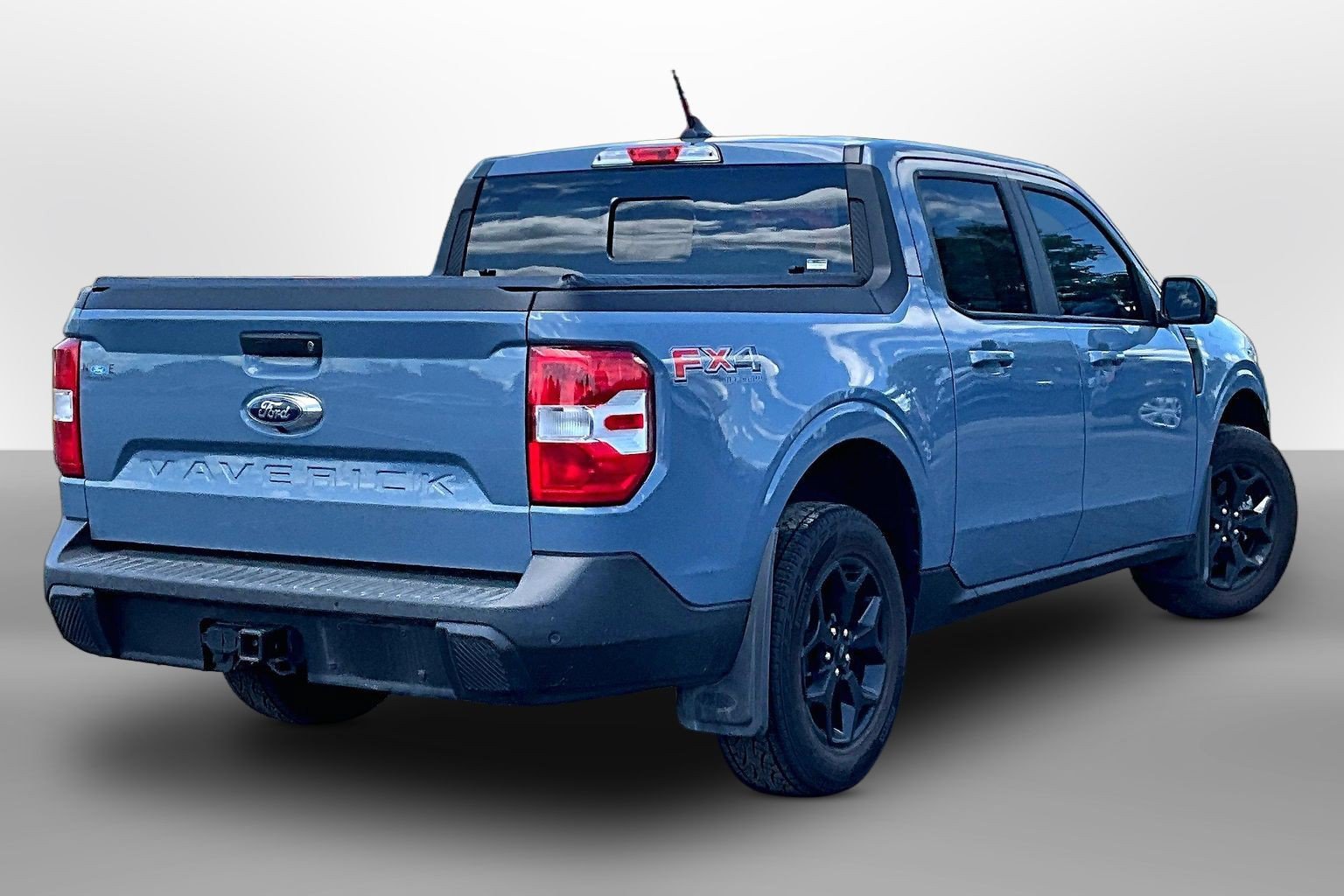 Used 2024 Ford Maverick Lariat w/ FX4 Off-Road Package AWD/4WD image 11