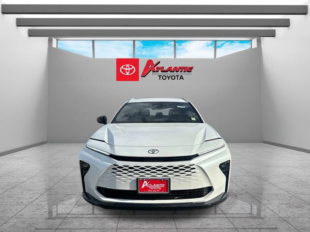 New 2025 Toyota Crown Signia AWD/4WD image 2