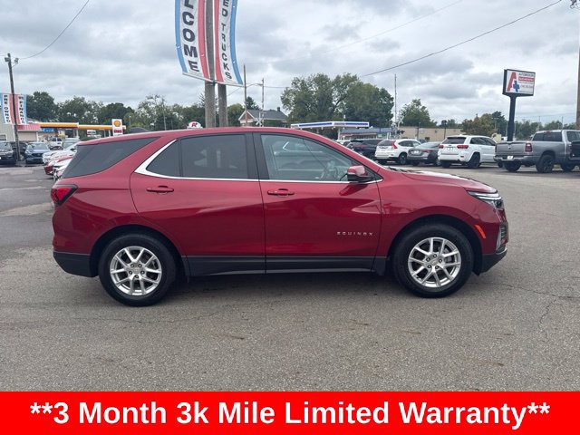 Used 2023 Chevrolet Equinox LT FWD image 2