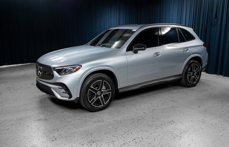 New 2026 Mercedes-Benz GLC 300 image 1
