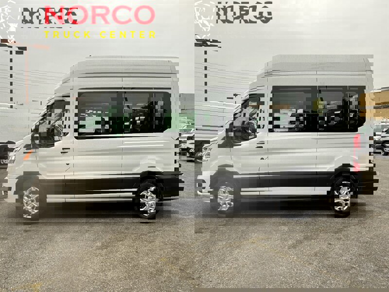 Used 2021 Ford Transit 350 XLT image 7