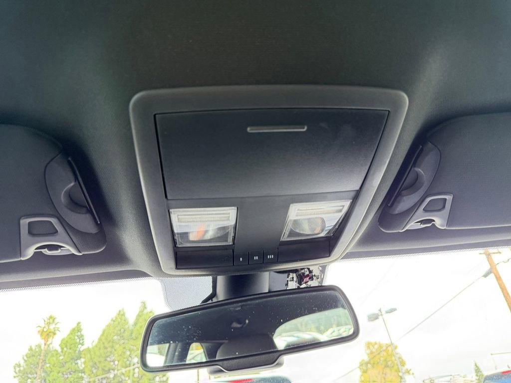 Used 2022 Dodge Challenger R/T w/ Blacktop Package image 23