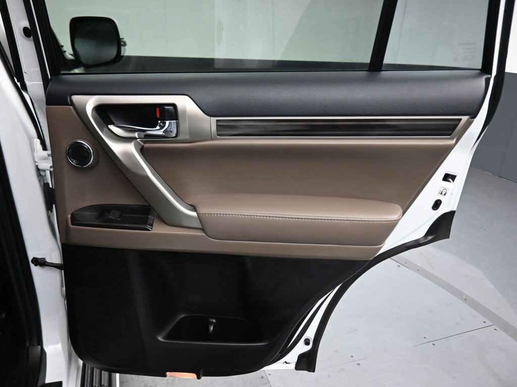 Used 2021 Lexus GX 460 Luxury image 43