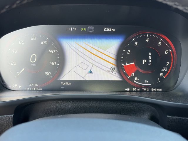 Used 2022 Volvo XC40 T5 R-Design w/ Advanced Package AWD/4WD image 25