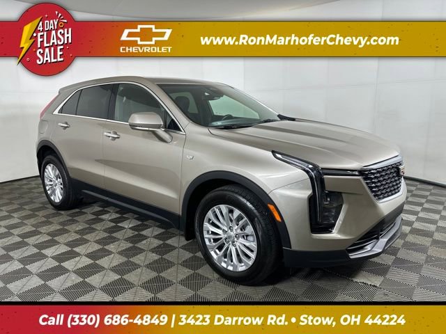 Used 2024 Cadillac XT4 Luxury image 1