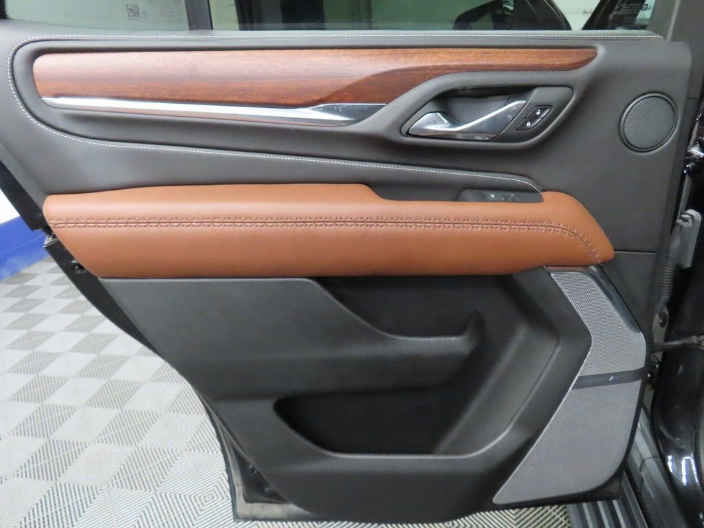 Used 2023 GMC Yukon Denali Ultimate w/ LPO, Floor Liner Package AWD/4WD image 70