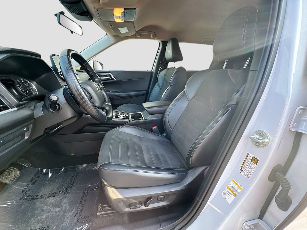 Used 2024 Mitsubishi Outlander SE AWD/4WD image 23