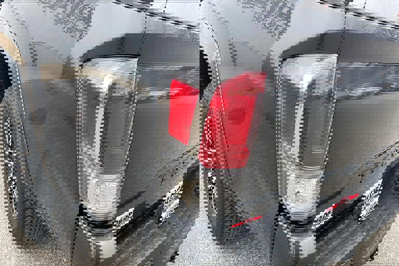 Used 2021 Toyota Tacoma TRD Sport w/ Technology Package image 33