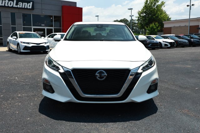 Used 2019 Nissan Altima 2.0 Edition One FWD image 2