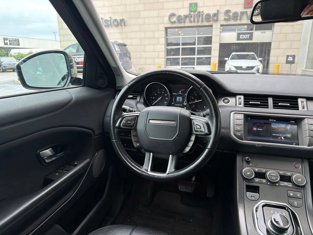 Used 2018 Land Rover Range Rover Evoque SE AWD/4WD image 14