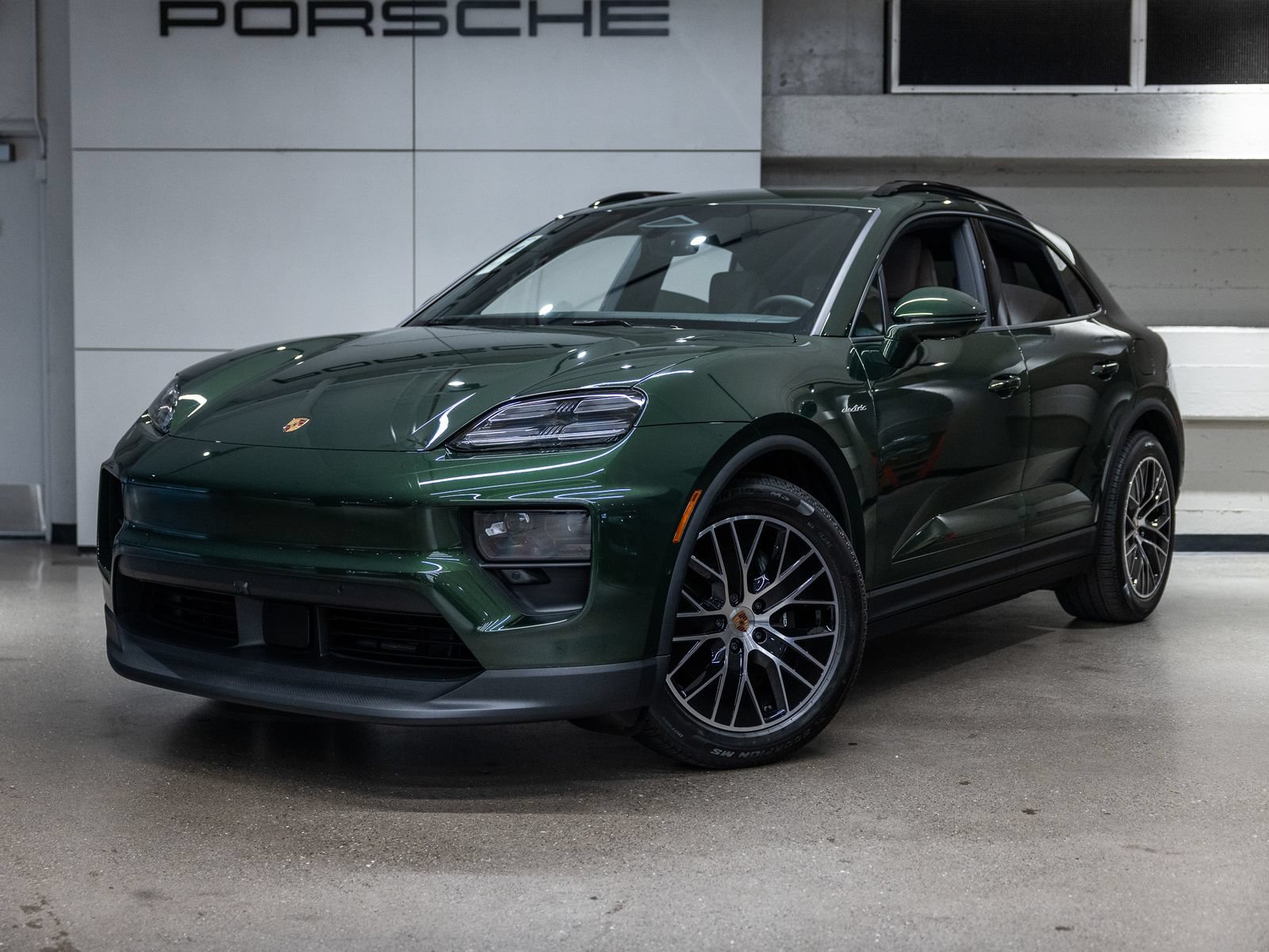 New 2026 Porsche Macan Electric RWD image 1