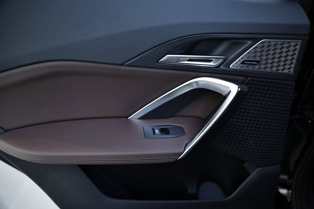 Used 2025 BMW X1 xDrive28i w/ Technology Package image 25