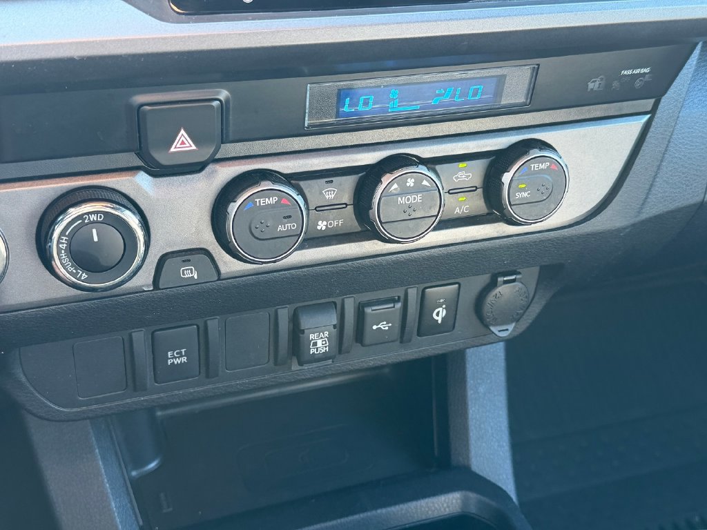 Used 2022 Toyota Tacoma TRD Sport w/ Black Out Package (TMS) AWD/4WD image 23