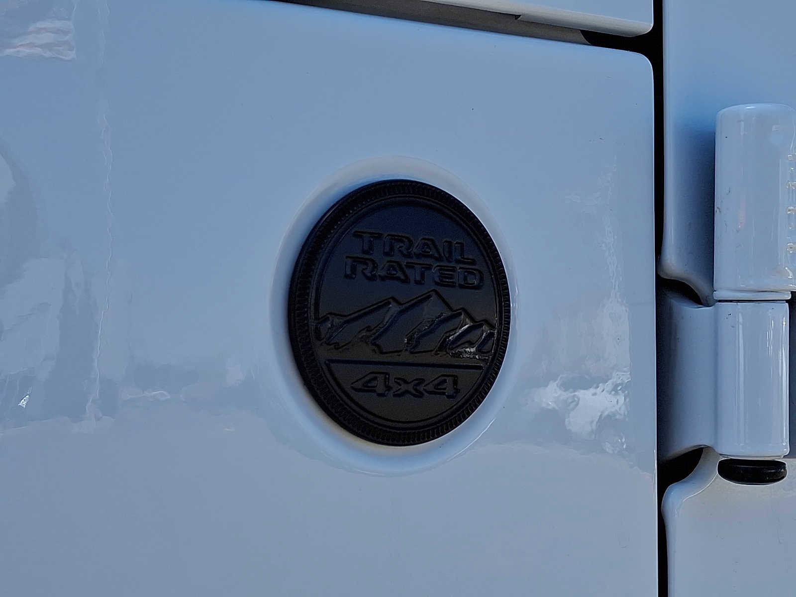 Used 2022 Jeep Wrangler Unlimited Sahara AWD/4WD image 33