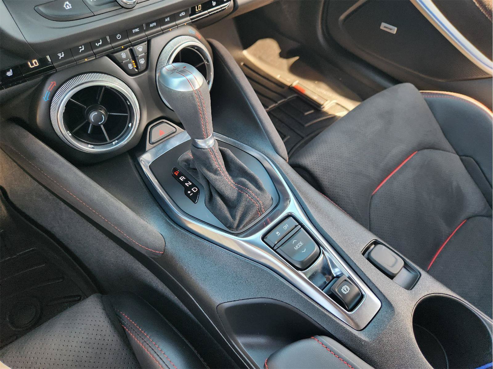 Certified 2024 Chevrolet Camaro ZL1 RWD image 19