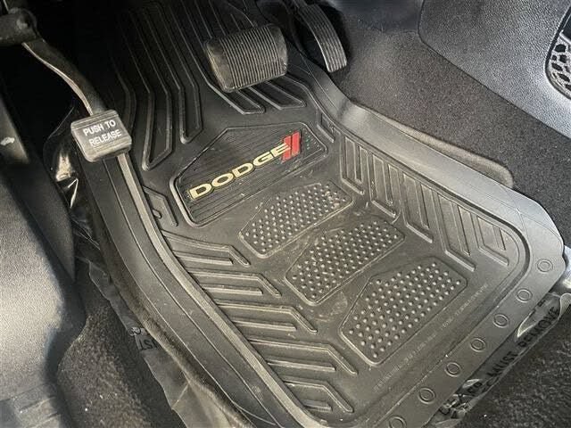 Used 2014 Dodge Journey SXT w/ Quick Order Package 22C FWD image 15