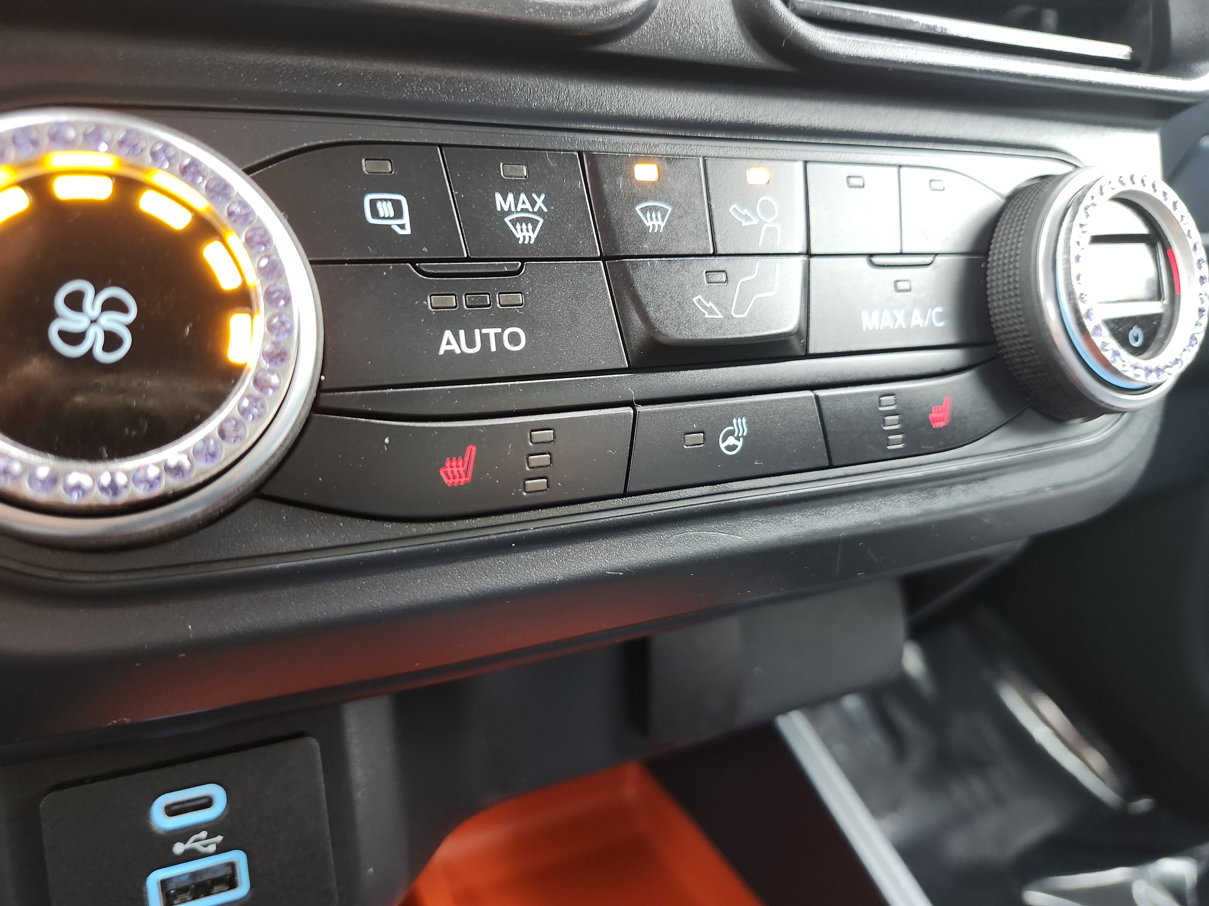 Used 2022 Ford Maverick XLT w/ Equipment Group 300A Standard AWD/4WD image 7