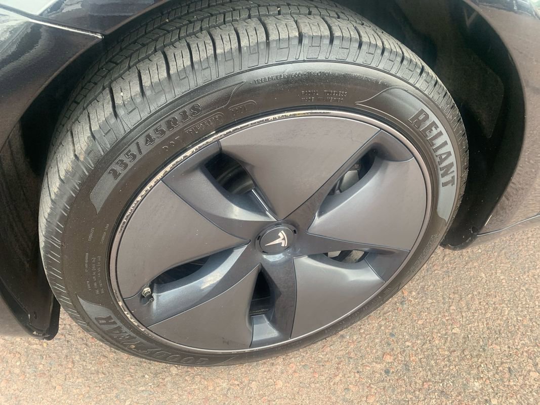 Used 2018 Tesla Model 3 Long Range AWD/4WD image 26