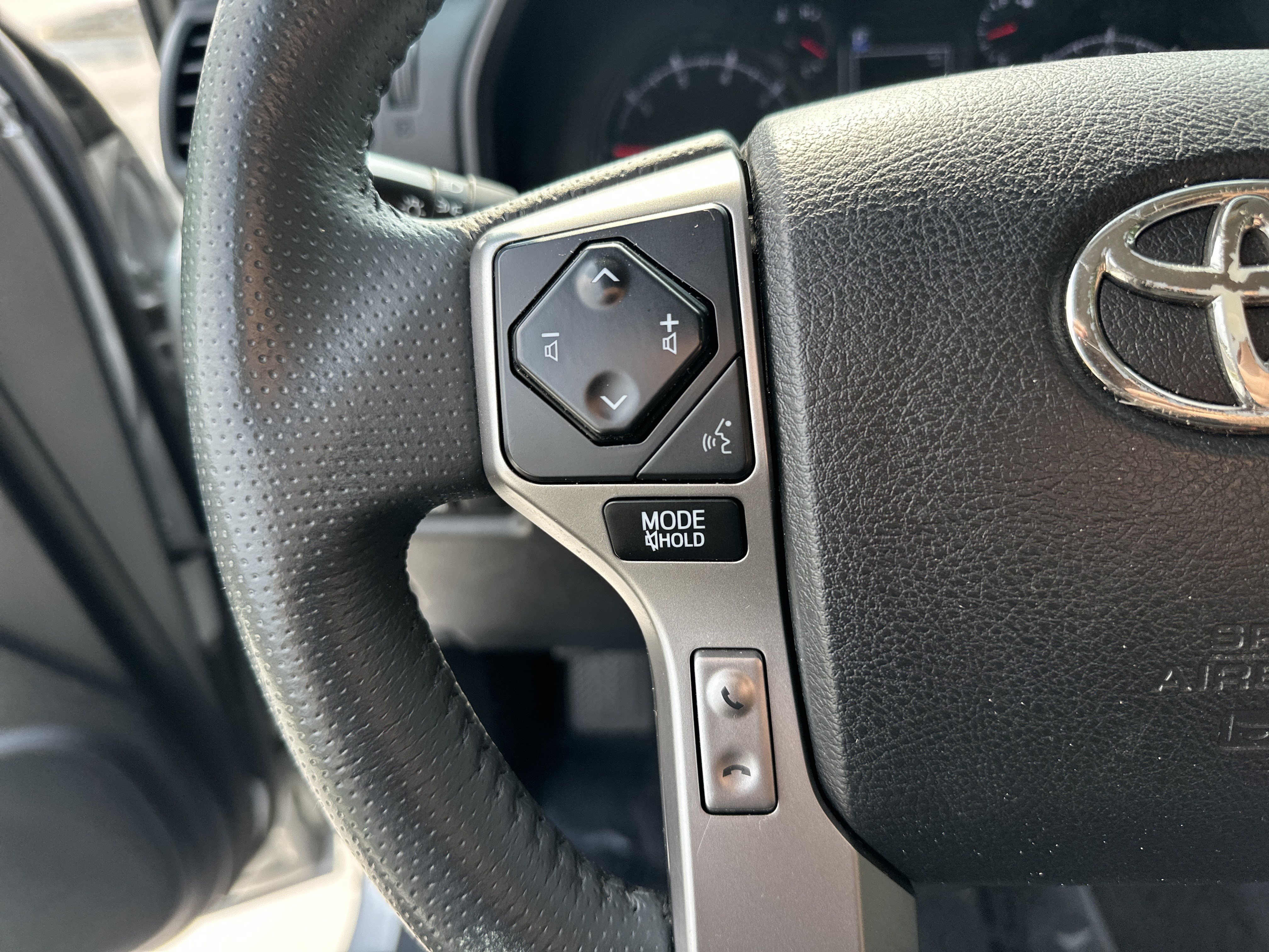Used 2021 Toyota 4Runner SR5 AWD/4WD image 19