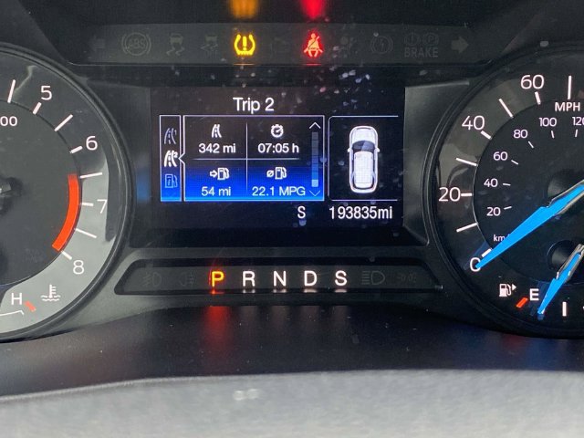 Used 2018 Ford Explorer XLT FWD image 13
