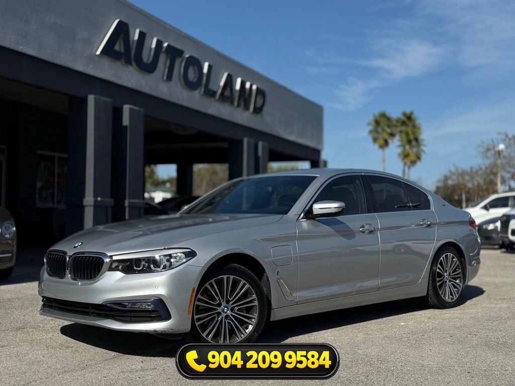 Used 2018 BMW 530e w/ Premium Package 2 RWD image 1