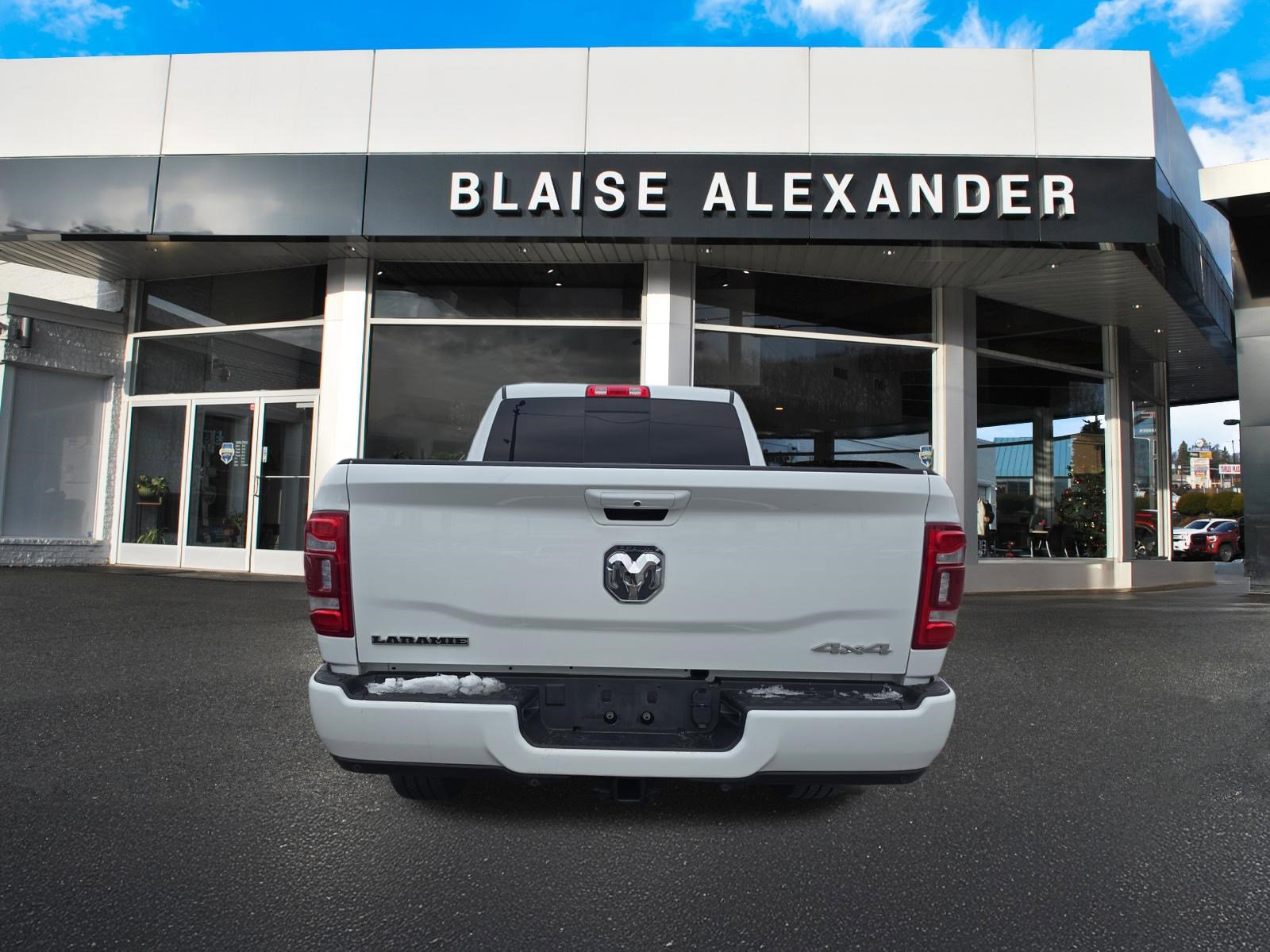 Used 2024 RAM 2500 Laramie w/ Safety Group image 4