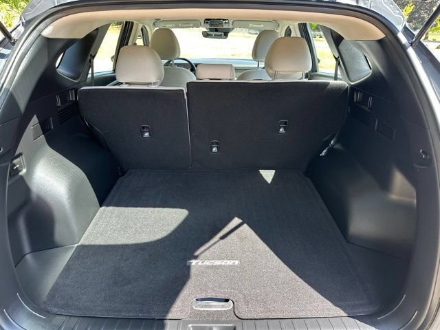 Certified 2025 Hyundai Tucson SE AWD/4WD image 19
