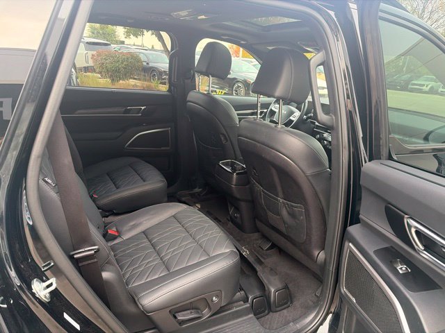 Used 2025 Kia Telluride EX X-Line AWD/4WD image 17