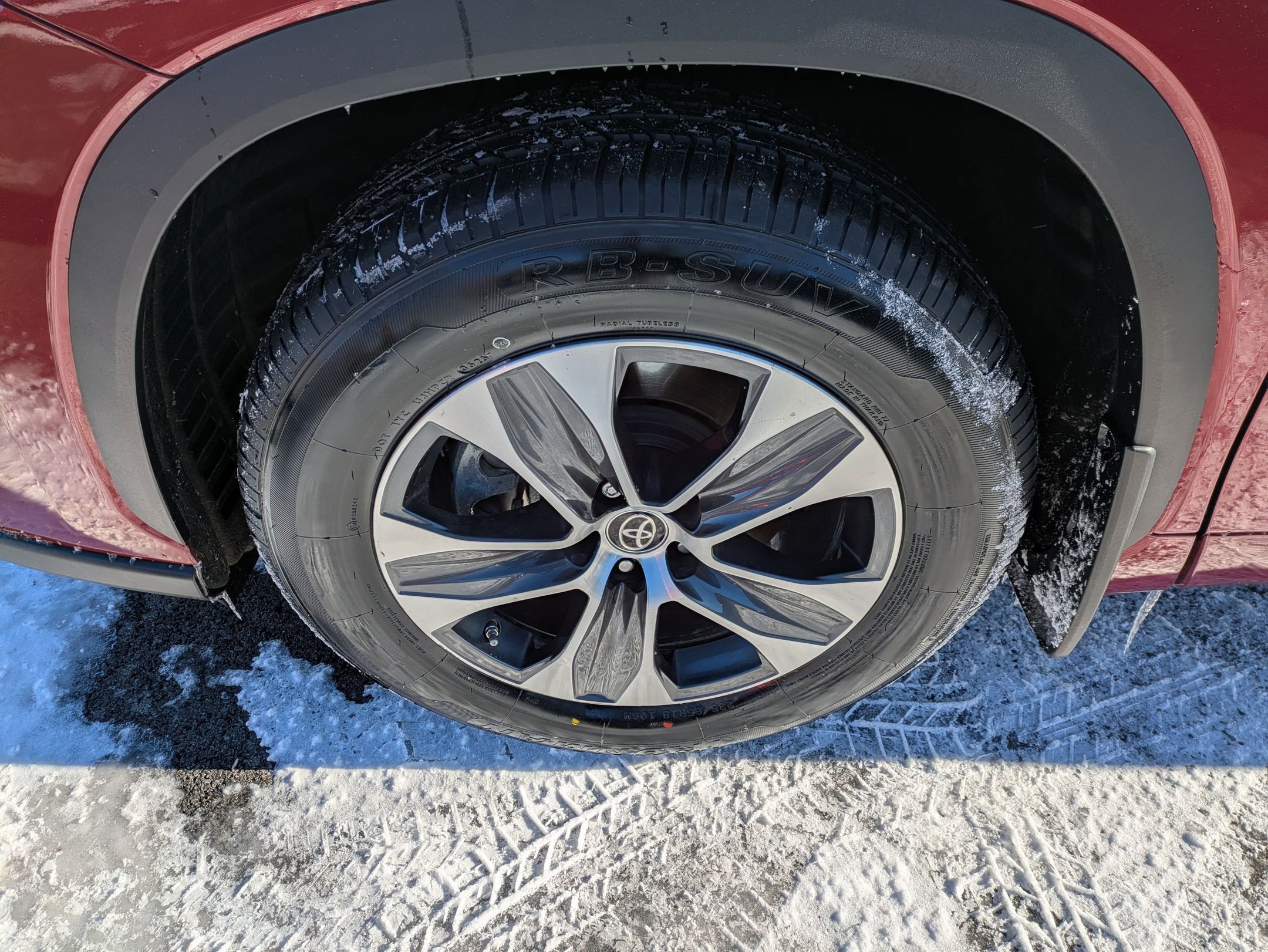 Used 2023 Toyota Highlander XLE image 26