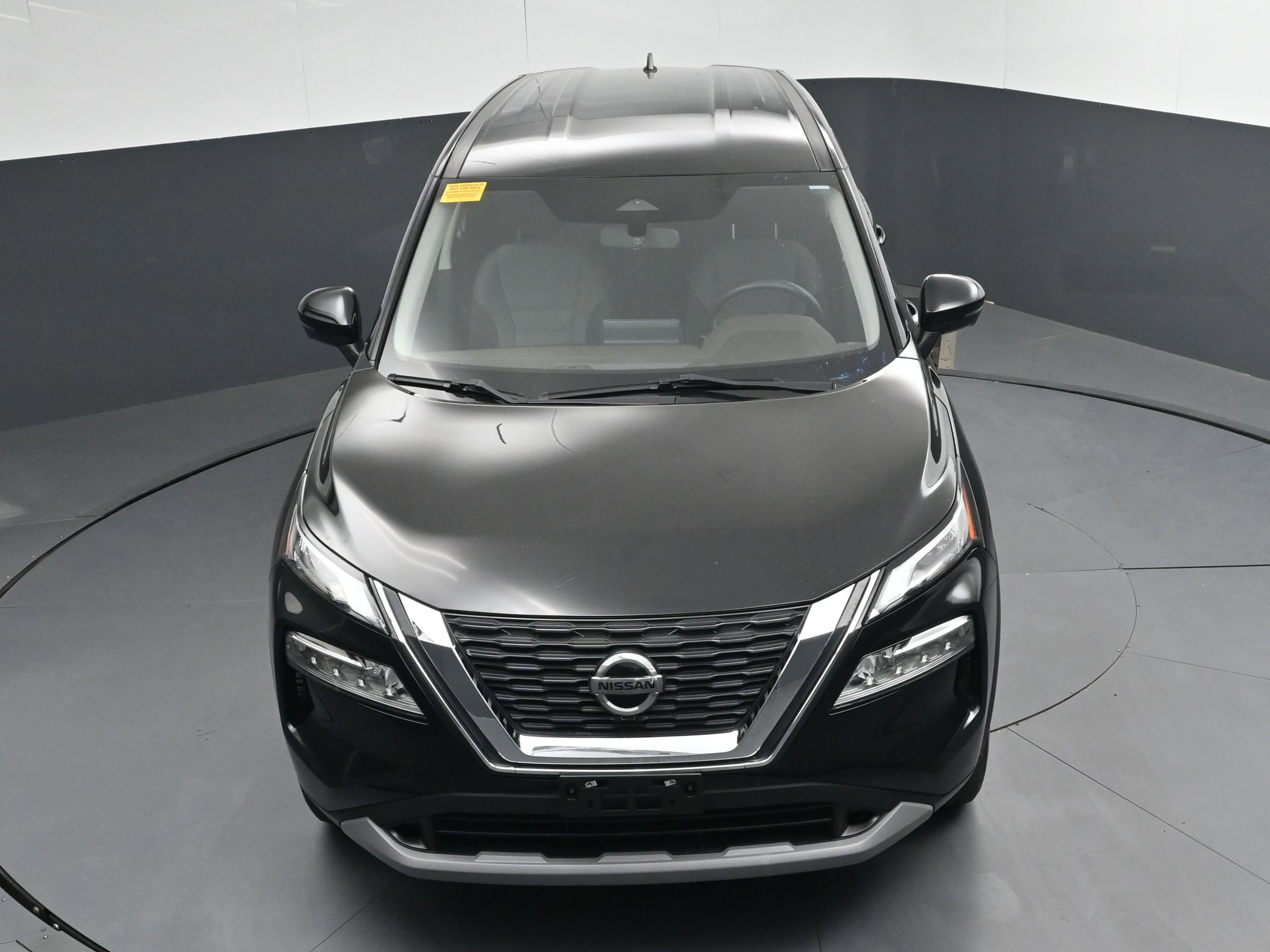 Used 2021 Nissan Rogue SV image 32