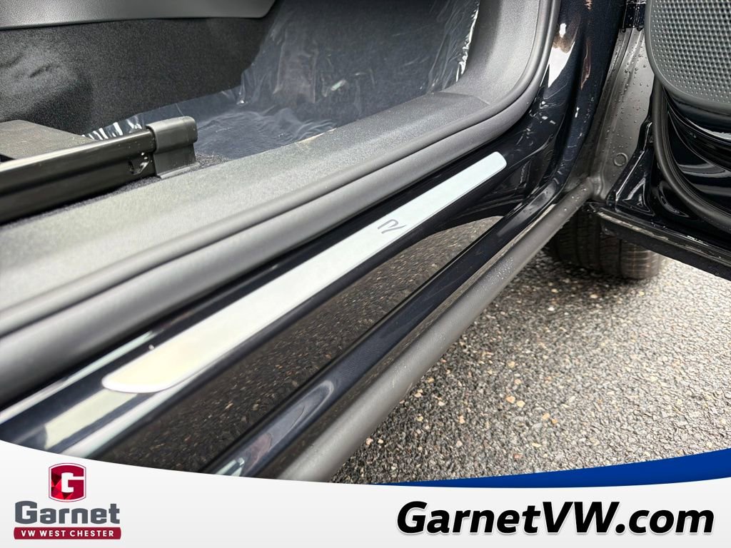 New 2026 Volkswagen Tiguan SEL R-Line image 37