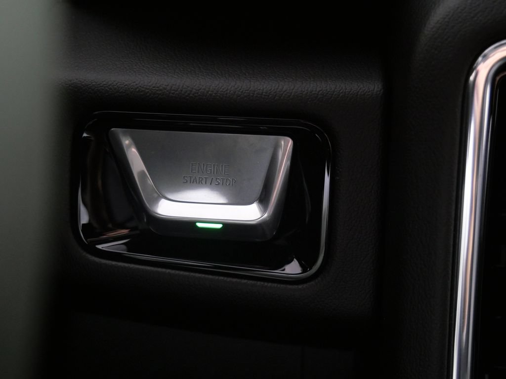 New 2026 GMC Yukon XL Denali w/ Denali Reserve Package AWD/4WD image 23