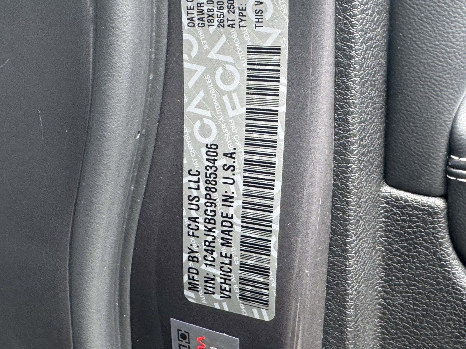 Certified 2023 Jeep Grand Cherokee L Limited AWD/4WD image 31