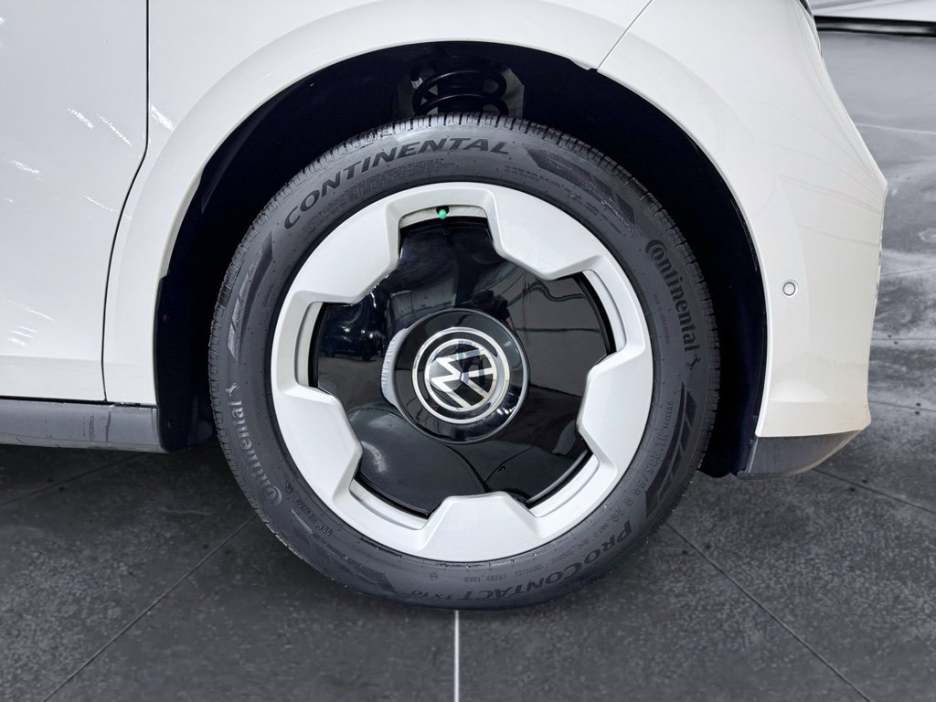 Used 2025 Volkswagen ID. Buzz Pro S image 32