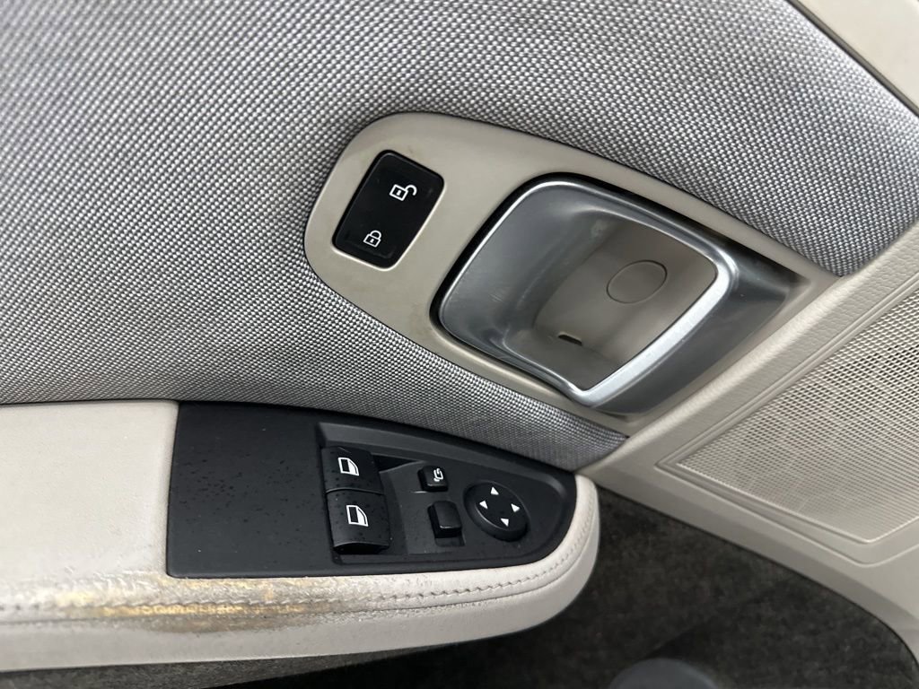 Used 2017 BMW i3 w/ Range Extender image 12