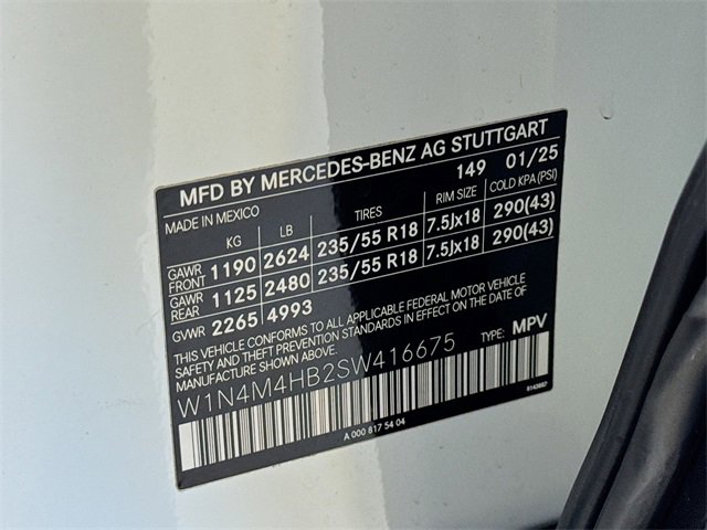 Certified 2025 Mercedes-Benz GLB 250 4MATIC image 33